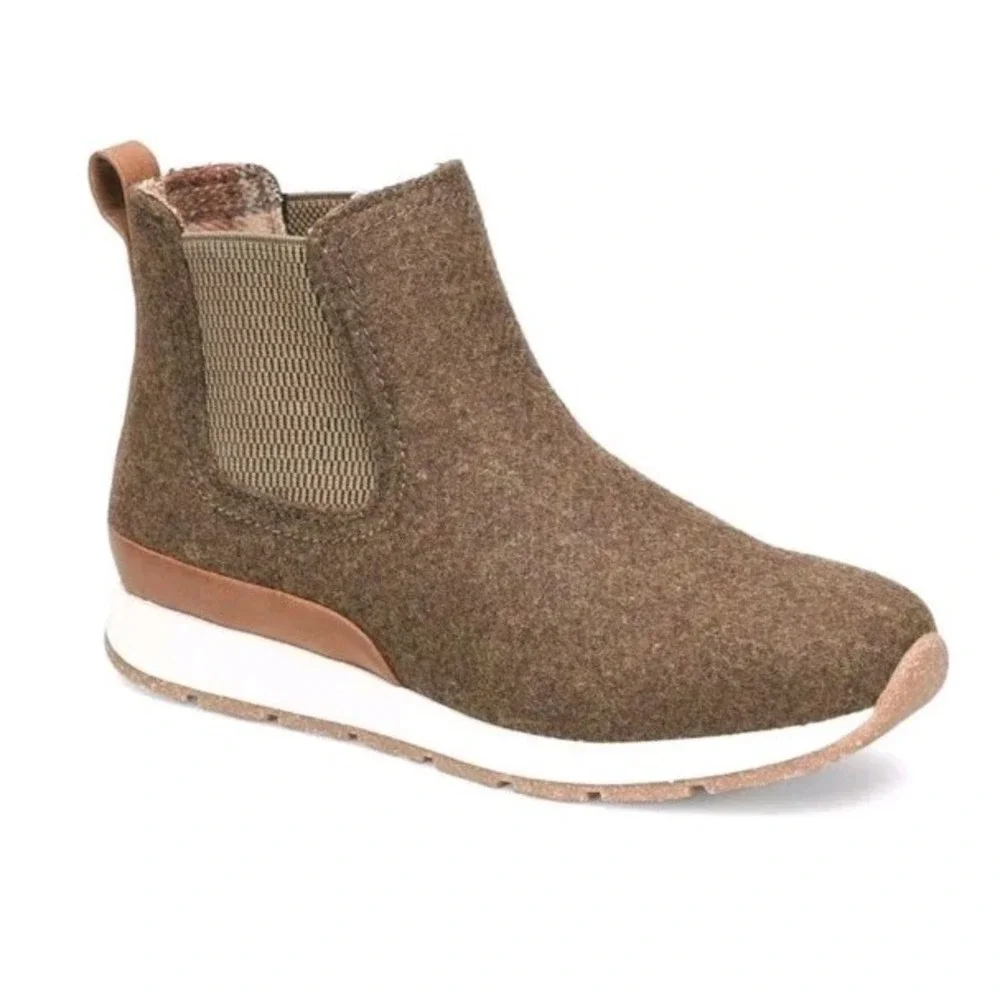 NEW‎ b.o.c. Women's Kara Wool Ankle Chelsea Boots Brown Sz 6.5 Slip On Bootie